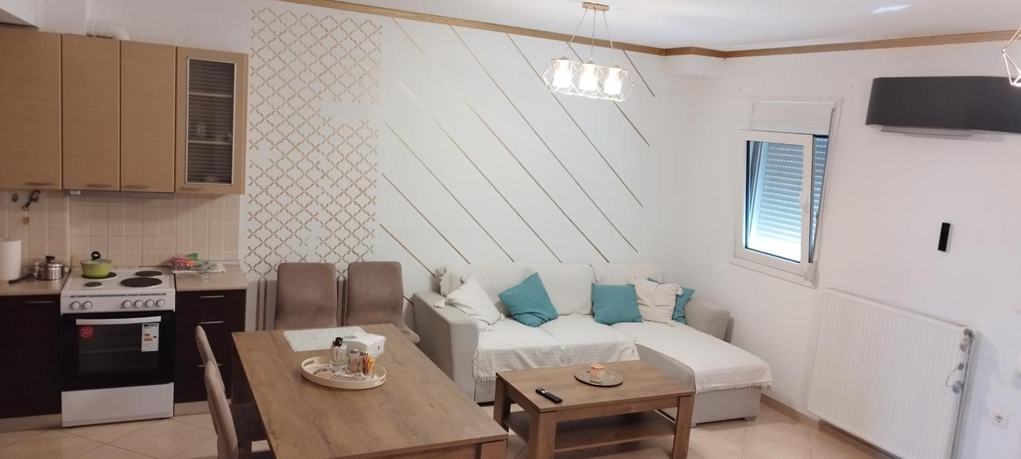 V2 Lux * Alexandroupolis